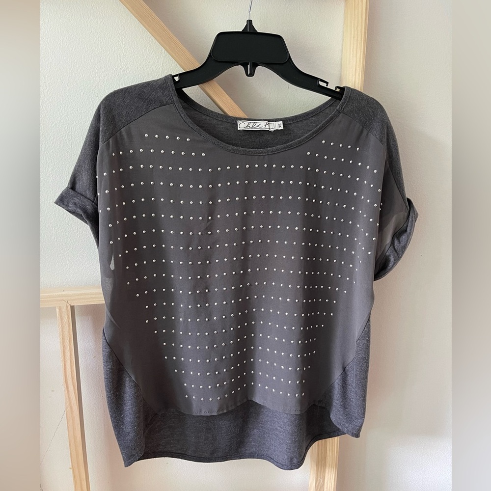 Modern gray Chloe K brand shirt in XS with shear studded front and jersey back.